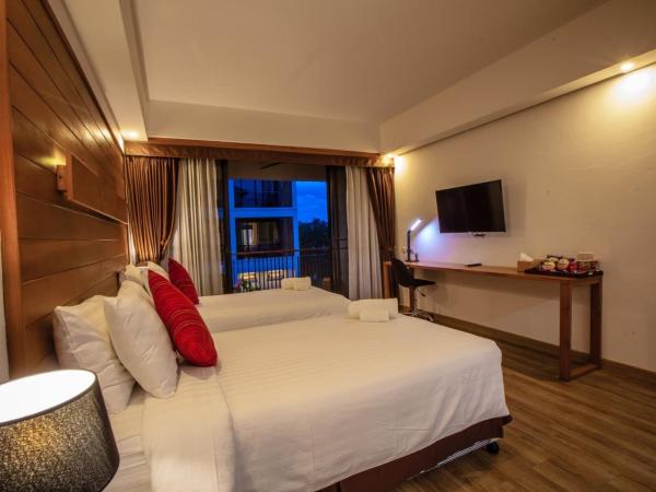 SugarCane Chiang Mai : photo 5 de la chambre chambre lits jumeaux avec balcon