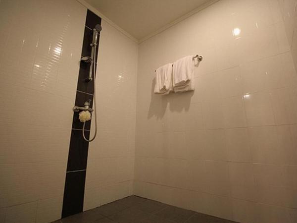 Chiang Mai Hill Hotel : photo 3 de la chambre petit hébergement