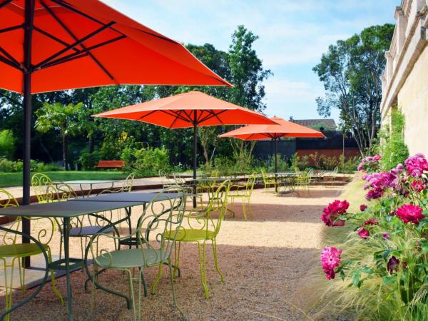 Le Clos des Queyries, Chambres d'Hôtes : photo 9 de la chambre suite aquitaine - vue sur jardin