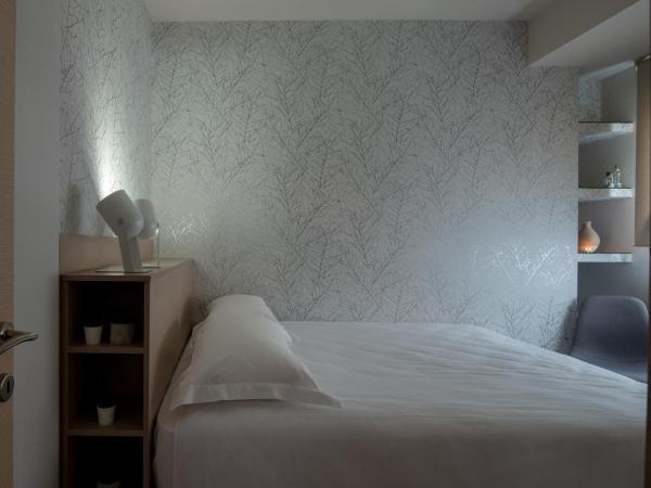 12 Keys Athens Apartments : photo 7 de la chambre appartement supérieur