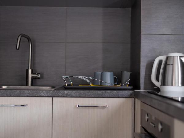 12 Keys Athens Apartments : photo 10 de la chambre loft avec terrasse - vue sur acropole