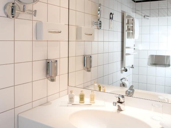 Victor's Residenz-Hotel Berlin Tegel : photo 5 de la chambre chambre double ou lits jumeaux standard