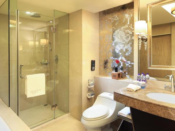 Wyndham Grand Plaza Royale Hangzhou : photo 5 de la chambre chambre lit king-size - vue sur montagne