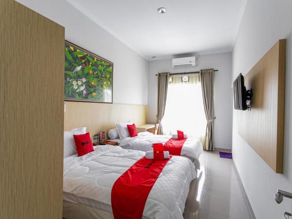 RedDoorz near Universitas Muhammadiyah Yogyakarta : photo 3 de la chambre chambre lits jumeaux