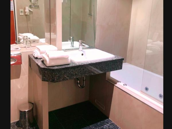 Hotel Aragia : photo 5 de la chambre chambre double ou lits jumeaux