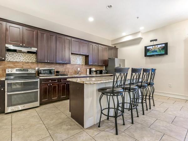 Modern, Spacious Condos with Luxury Amenities : photo 5 de la chambre appartement 3 chambres