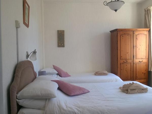 Legends Hotel : photo 2 de la chambre chambre lits jumeaux