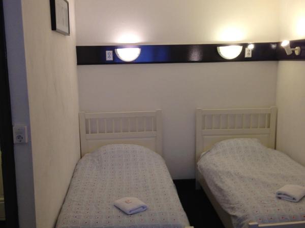 Budgethotel de Zwaan : photo 4 de la chambre chambre double ou lits jumeaux standard avec salle de bains commune