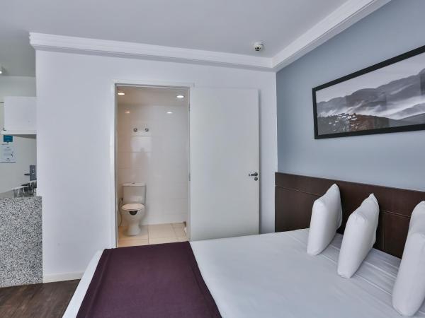 San Diego Suites Pampulha Hotel - Oficial : photo 3 de la chambre chambre double - accessible aux personnes à mobilité réduite