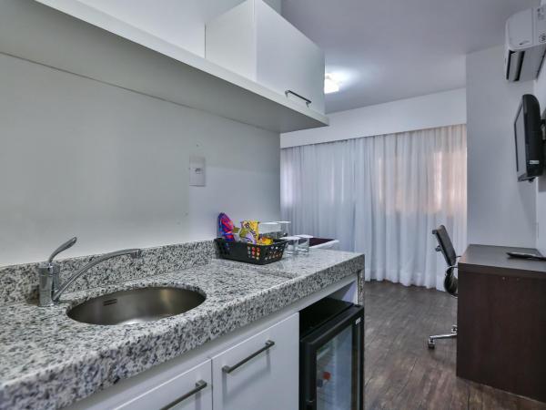 San Diego Suites Pampulha Hotel - Oficial : photo 4 de la chambre chambre double - accessible aux personnes à mobilité réduite