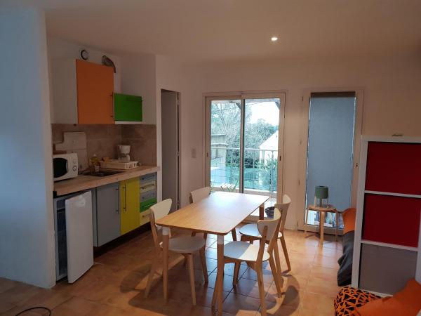 K.N.C.1601 : photo 6 de la chambre studio avec balcon