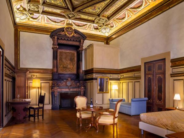 Hotel Bretagna Heritage - Alfieri Collezione : photo 1 de la chambre chambre lit king-size premium