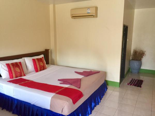 Blue Andaman Lanta Resort : photo 8 de la chambre chambre double standard