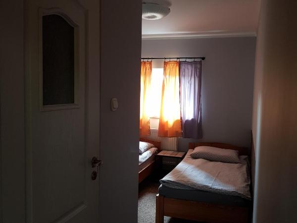 Pokoje Hotelowe Dux : photo 6 de la chambre chambre double ou lits jumeaux