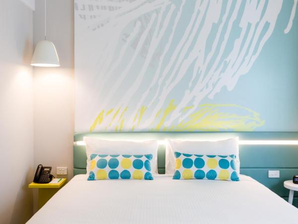 ibis Styles East Perth : photo 7 de la chambre chambre lit king-size de luxe - vue sur rivière