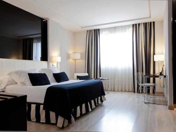 Hotel Maydrit Airport : photo 7 de la chambre chambre double exécutive