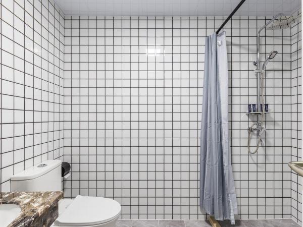 Summer Tree Inn (The Captain's Hostel) : photo 8 de la chambre chambre supérieure lit queen-size