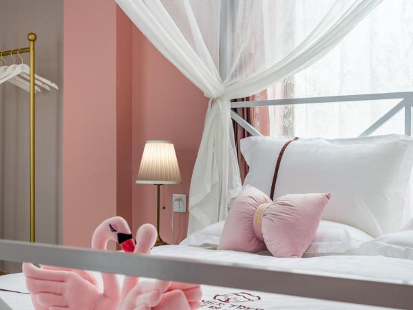 Summer Tree Inn (The Captain's Hostel) : photo 3 de la chambre chambre supérieure lit queen-size