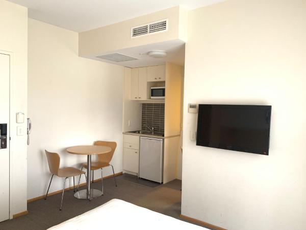 Airport Ascot Motel : photo 4 de la chambre suite familiale (4 adultes)