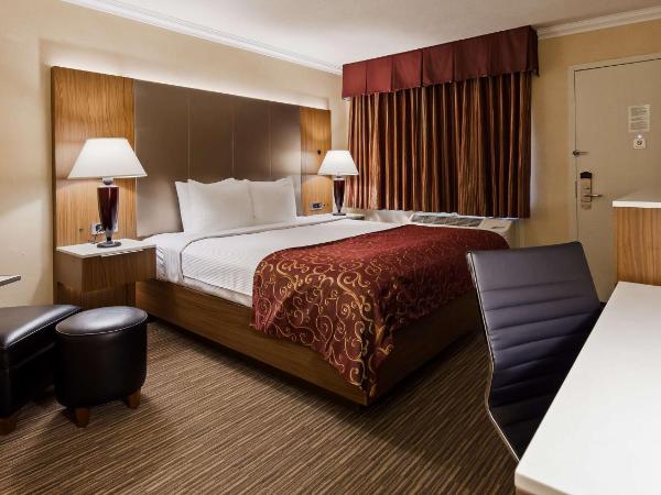 Best Western Hollywood Plaza Inn Hotel - Hollywood Walk of Fame LA : photo 10 de la chambre chambre lit king-size avec canapé-lit - non-fumeurs