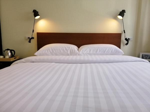 The Marble Hostel : photo 4 de la chambre chambre lit queen-size standard avec fenêtre