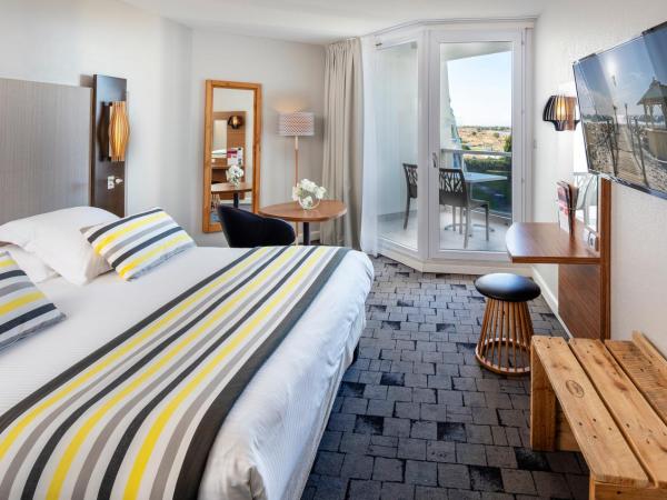 Thalazur Port-Camargue - Hotel & Spa : photo 4 de la chambre chambre double - vue latérale sur mer