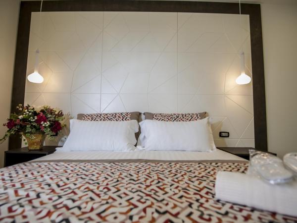 Palazzo Firenze : photo 5 de la chambre chambre double supérieure avec balcon