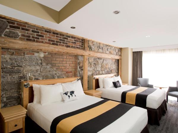 Hotel du Vieux Quebec : photo 2 de la chambre chambre standard avec 2 lits queen-size