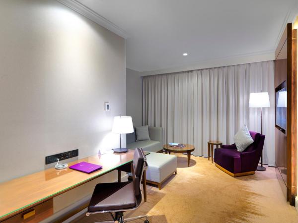 Amora Hotel Jamison Sydney : photo 1 de la chambre suite de luxe vue sur le parc