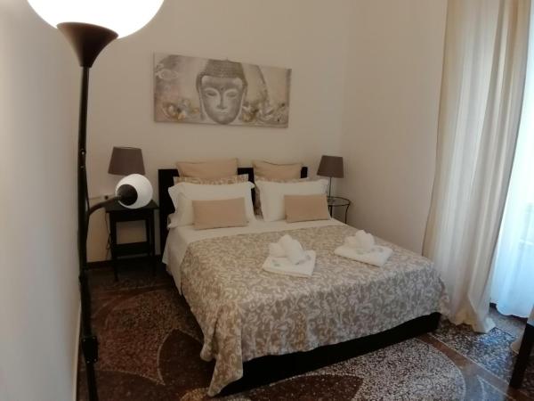Domus La Foce Hotel : photo 6 de la chambre chambre double avec salle de bains privative