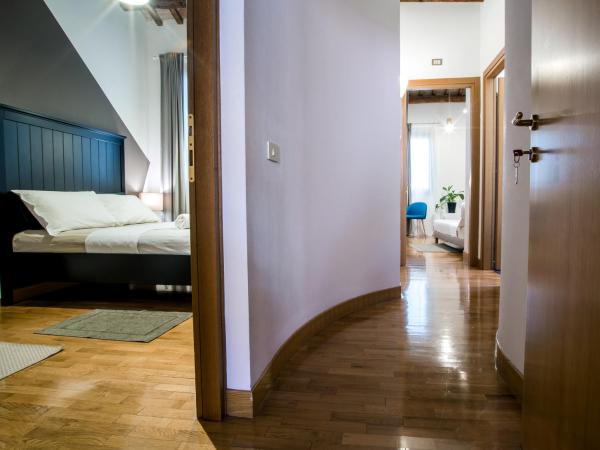 Castelmenardo39 : photo 5 de la chambre chambre familiale