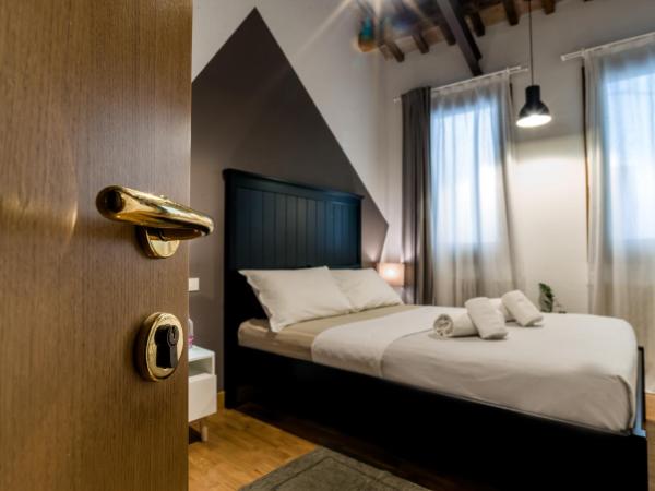 Castelmenardo39 : photo 3 de la chambre chambre familiale