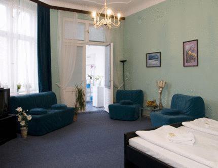Hotel-Pension Rheingold am Kurfürstendamm : photo 1 de la chambre chambre double supérieure
