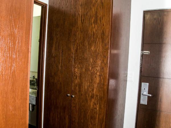 Booking Dioh : photo 8 de la chambre suite - vue sur ville