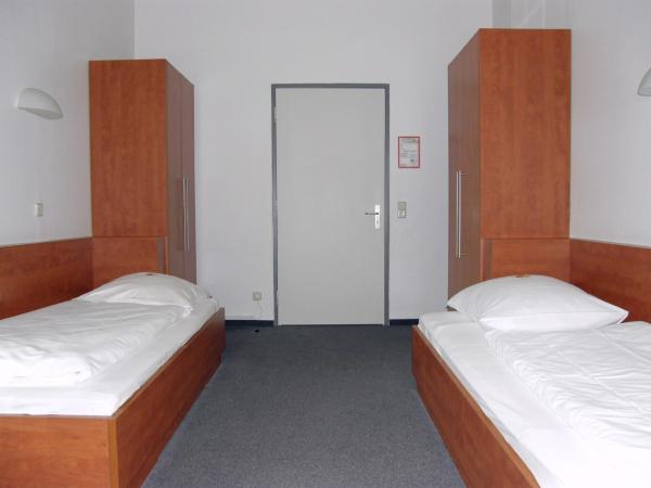 CJD Bonn Castell : photo 3 de la chambre chambre lits jumeaux