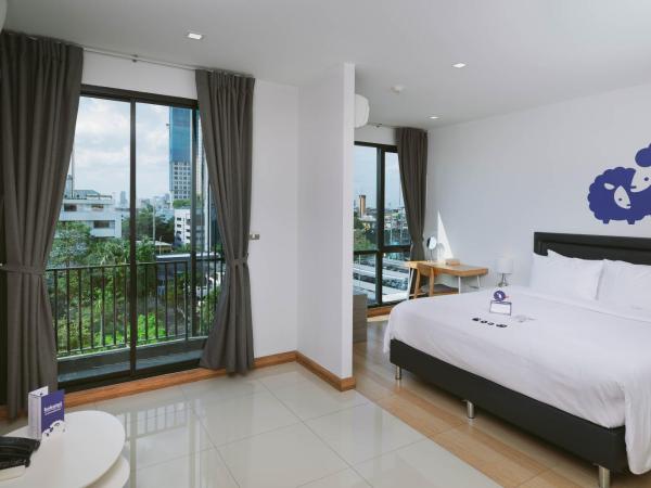 Kokotel Bangkok Sukhumvit 50 - SHA Extra Plus : photo 5 de la chambre chambre lit king-size