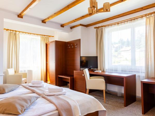 Hotel Ariston : photo 3 de la chambre chambre double ou lits jumeaux