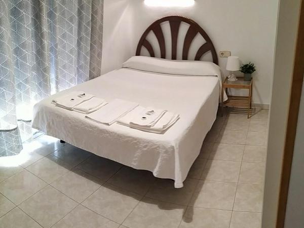 Hostal Abitum Madrid : photo 1 de la chambre chambre double