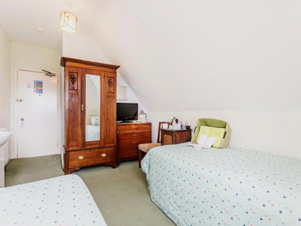 The Ravensbourne Hotel : photo 2 de la chambre chambre lits jumeaux avec salle de bains commune