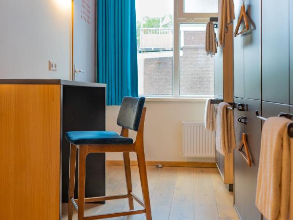 Sparks Hostel : photo 8 de la chambre lit dans dortoir mixte de 12 lits