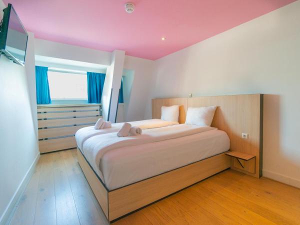 Sparks Hostel : photo 4 de la chambre dortoir double