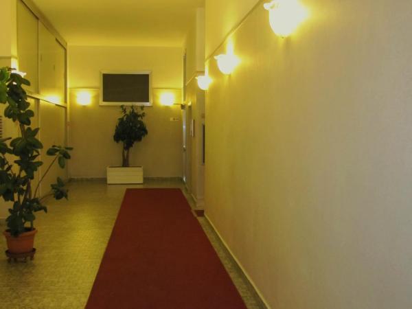 Star Hostel : photo 7 de la chambre lit dans dortoir mixte de 8 lits