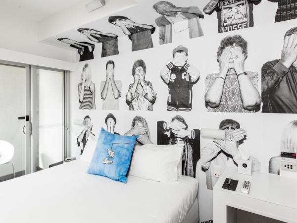 Majestic Minima Hotel : photo 4 de la chambre unique art room