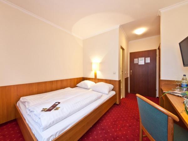 Hotel Primus Frankfurt Sachsenhausen : photo 2 de la chambre chambre lit queen-size
