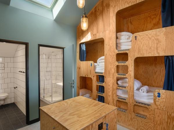 Eklo Bordeaux Centre Bastide : photo 7 de la chambre lit dans dortoir pour hommes de 6 ou 8 lits - sans climatisation