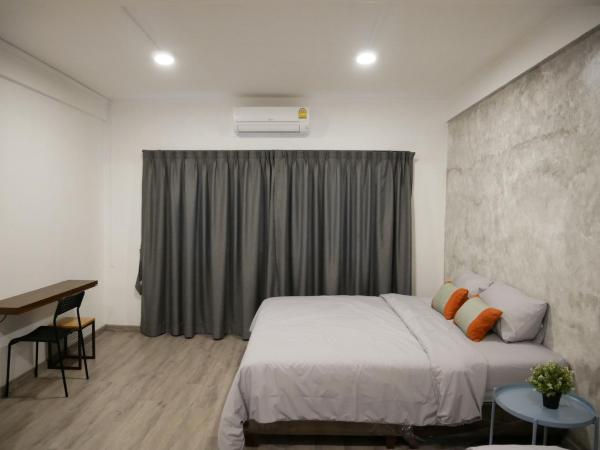 NP House Pratunam : photo 3 de la chambre chambre 2 lits king-size