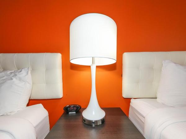 Howard Johnson by Wyndham Winnipeg West : photo 10 de la chambre chambre lit queen-size avec 2 lits queen-size - 2ème Étage/non-fumeurs