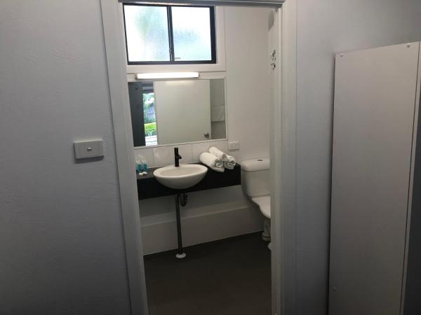 Darra Motel & Conference Centre : photo 2 de la chambre chambre standard lit queen-size