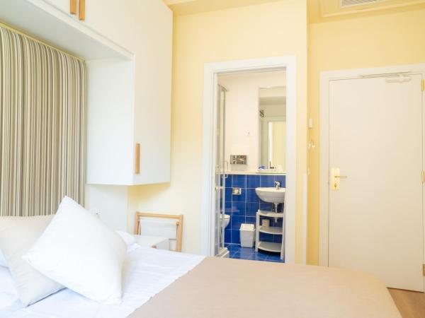 Hotel Regina : photo 6 de la chambre chambre double Économique