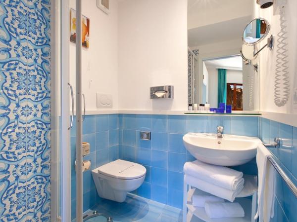 Hotel Regina : photo 8 de la chambre chambre double Économique